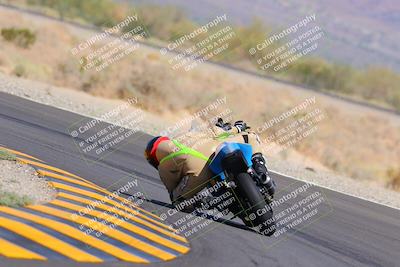 media/Oct-09-2022-SoCal Trackdays (Sun) [[95640aeeb6]]/Turn 14 Backside (1125am)/